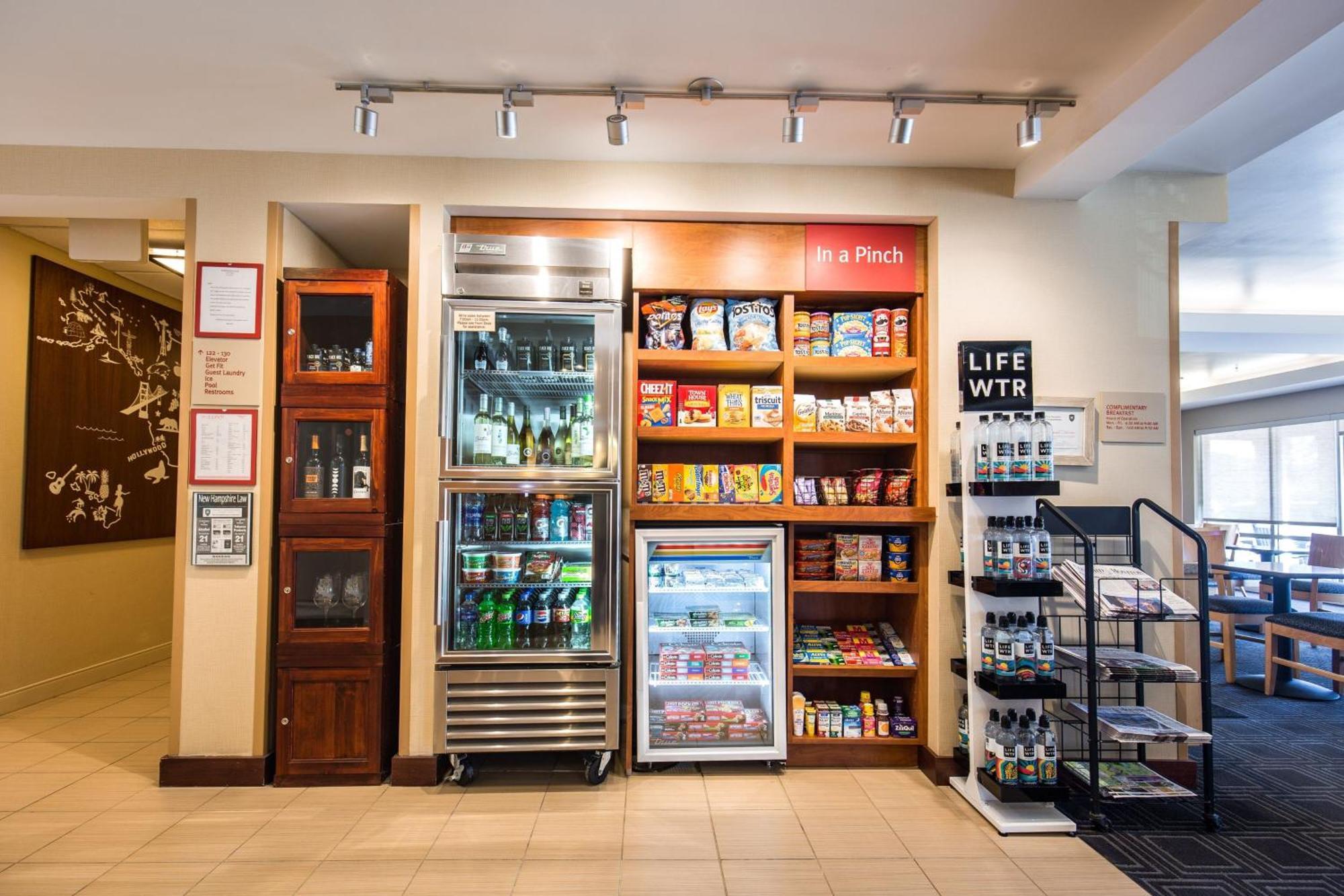 吉尔福德万豪广场套房酒店 吉尔福特 外观 照片